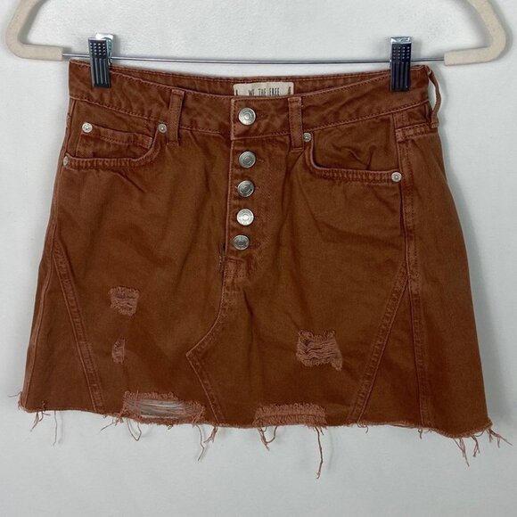 Free People Retro Brown Distressed Denim Mini Size Size 26 or Small Boho Button - Picture 9 of 10